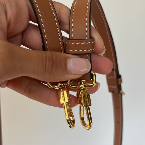 Burberry small TB bucket bag - Picture 5 of 8